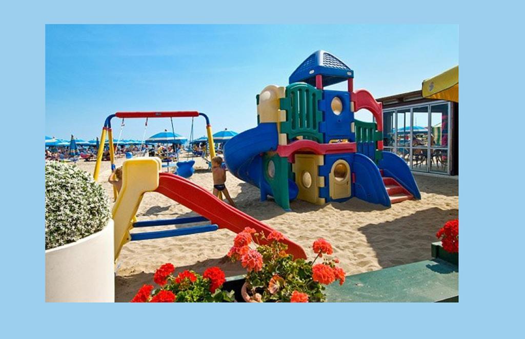 מיסאנו אדריאטיקו Hotel Arno מראה חיצוני תמונה