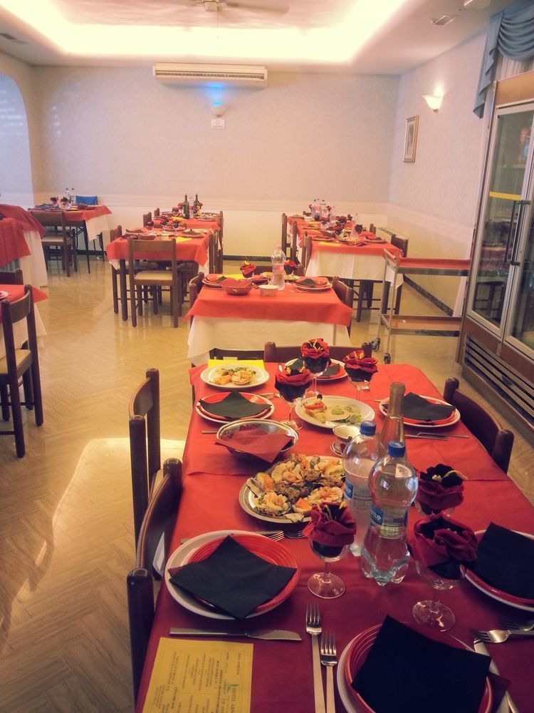מיסאנו אדריאטיקו Hotel Arno מראה חיצוני תמונה